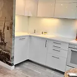 Rooftop Garden Triplex With Ac Over Notre - Dame 아파트
